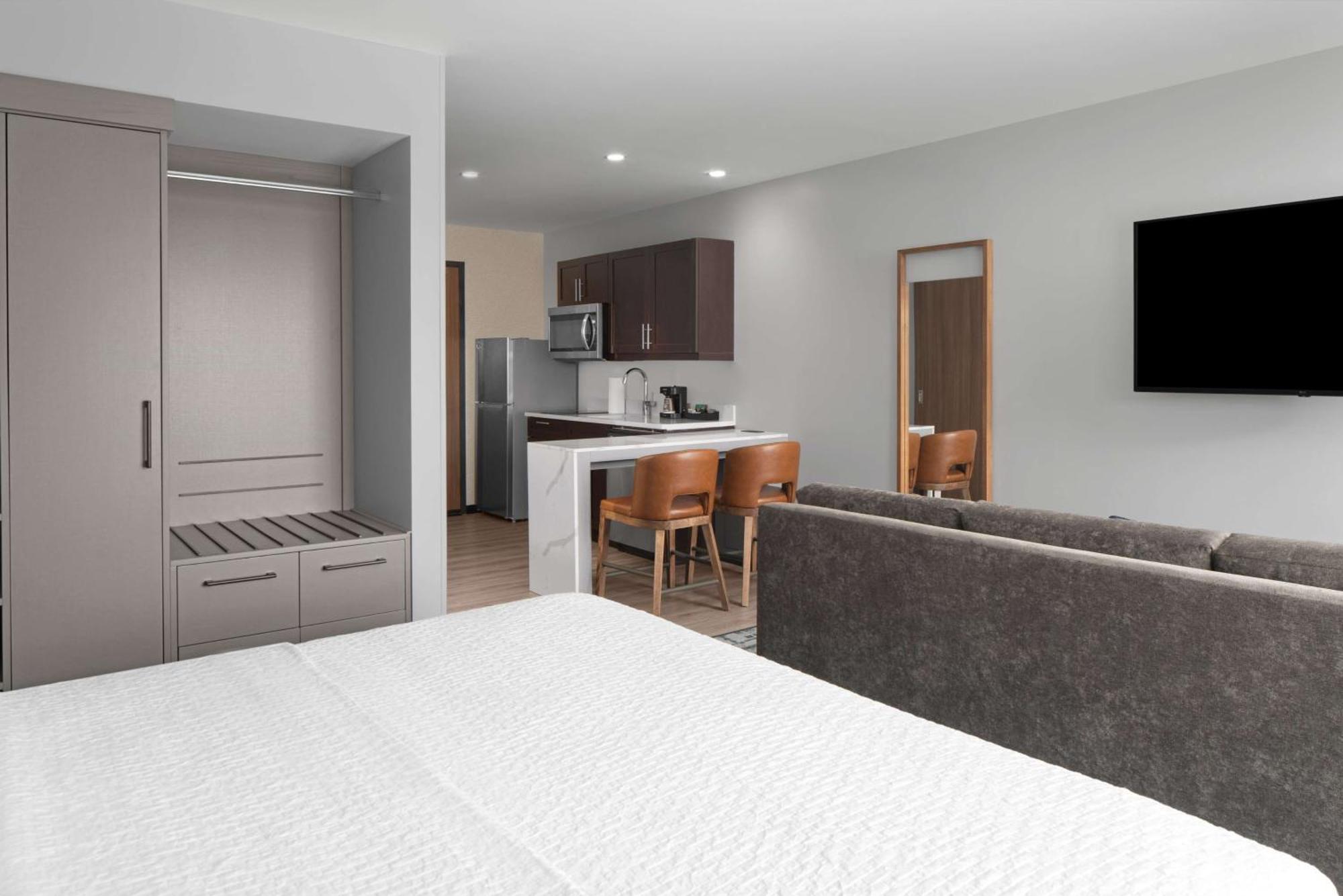 Homewood Suites By Hilton Charlotte Uptown First Ward Exterior photo