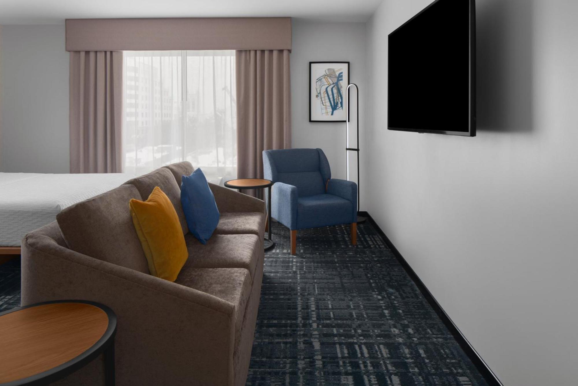 Homewood Suites By Hilton Charlotte Uptown First Ward Exterior photo